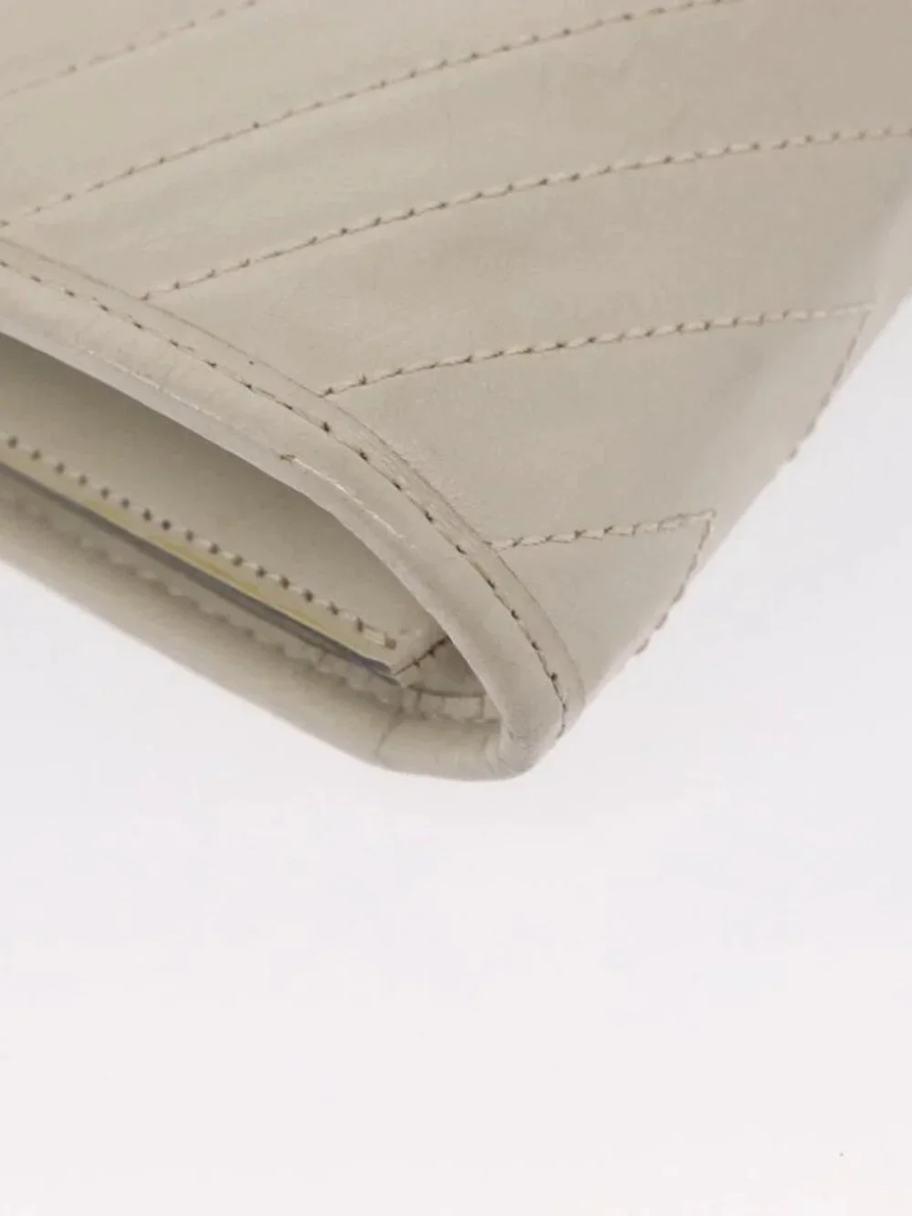 SAINT LAURENT Clutch Bag Leather White Gold Auth - Picture 11 of 14